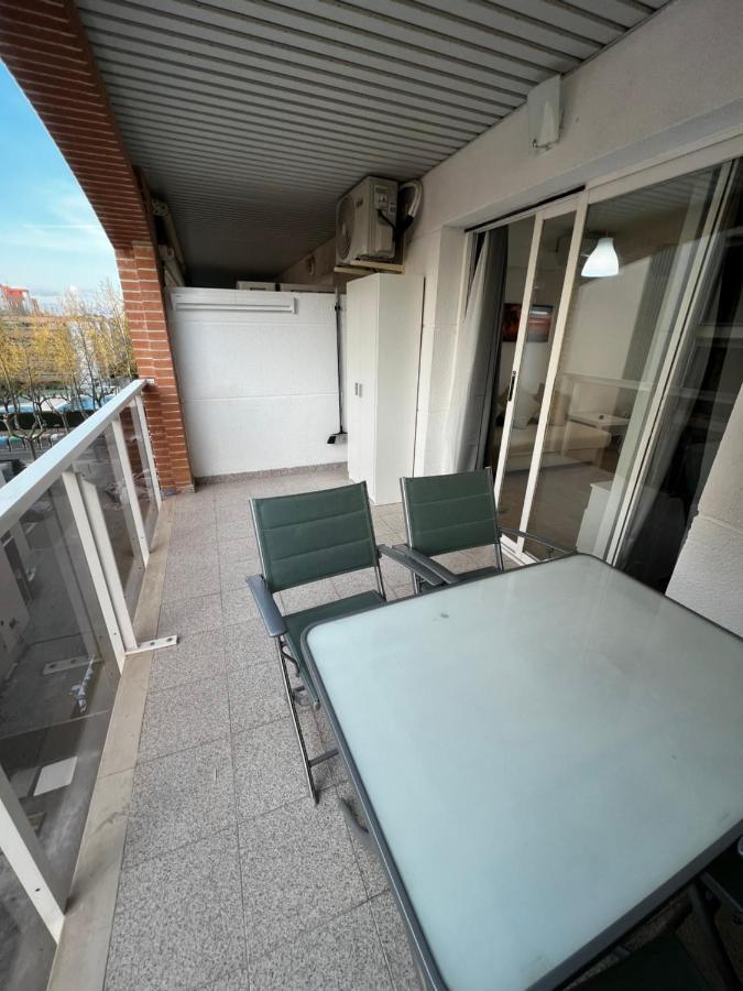 Apartamento A 3 Minutos De La Playa Салоу Экстерьер фото